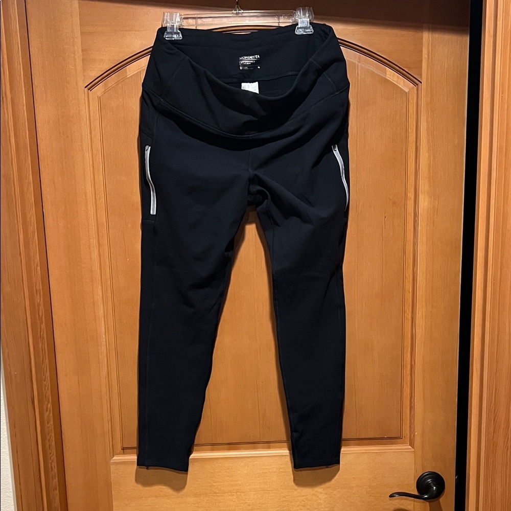 Mondetta Women’s Black Pants